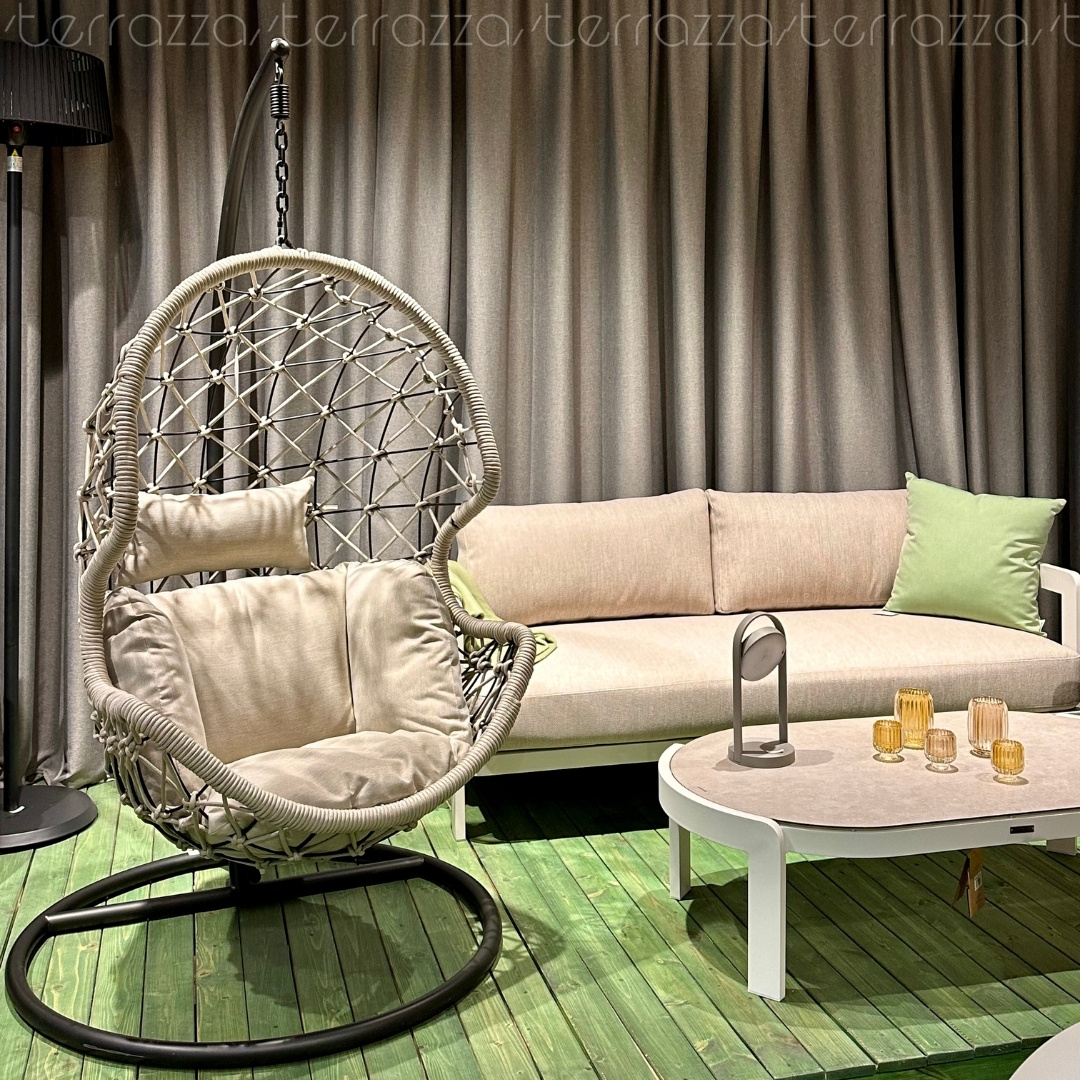 Kelly Cocoon Hanging Chair Bizzotto